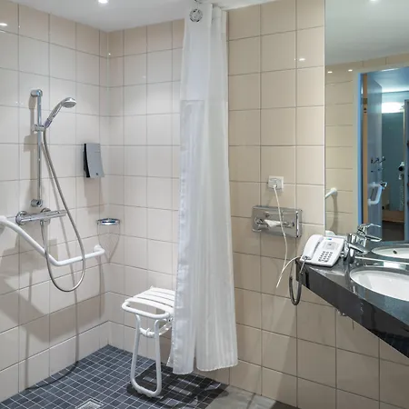 Express Saint-nazaire By Ihg Hotel 3*