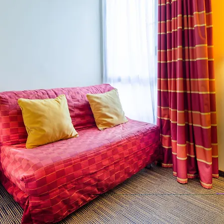 ホリデイ エクスプレス サン ナゼール ホテル