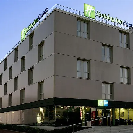 ホリデイ エクスプレス サン ナゼール サン・ナゼール