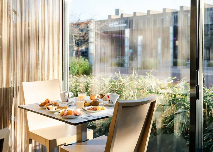 Express Saint-nazaire By Ihg Hotel 3*