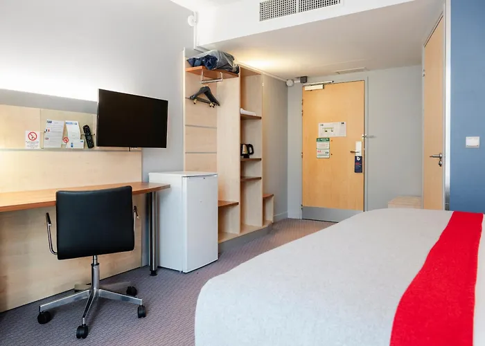 Express Saint-nazaire By Ihg 3*