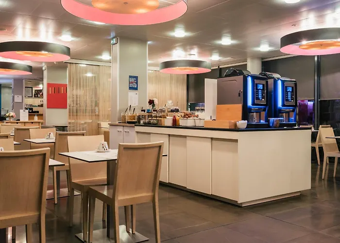 Express Saint-nazaire By Ihg 3*