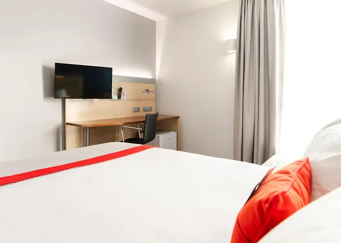 Express Saint-nazaire By Ihg Hotel 3*