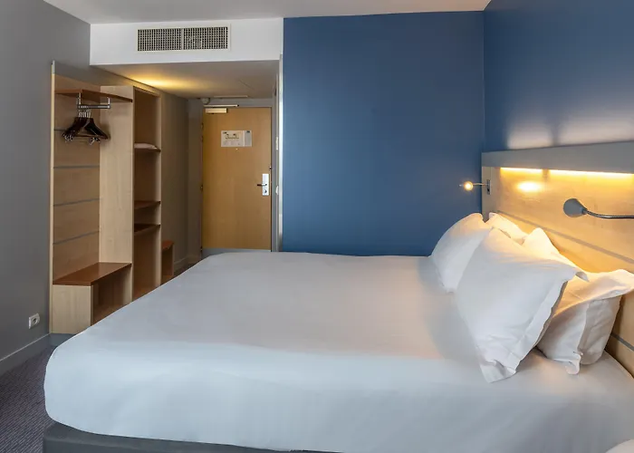Express Saint-nazaire By Ihg Hotel