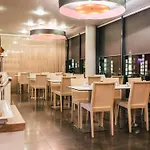 酒店 圣纳扎尔假日度假酒店 3*