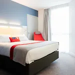 圣纳扎尔假日度假酒店 圣纳泽尔