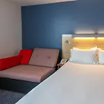圣纳扎尔假日度假酒店 3* 圣纳泽尔