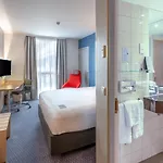 圣纳扎尔假日度假酒店 酒店 圣纳泽尔