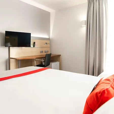 Express Saint-nazaire By Ihg Hotel 3*