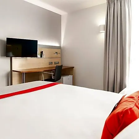 Hotel Express Saint-nazaire By Ihg