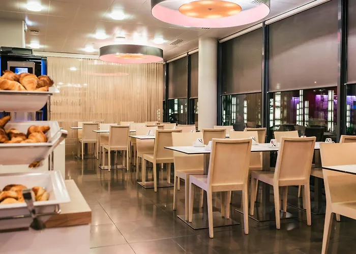 Hotel Express Saint-nazaire By Ihg 3*