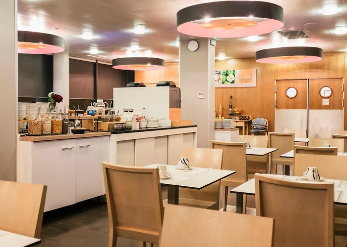 Express Saint-nazaire By Ihg Hotel