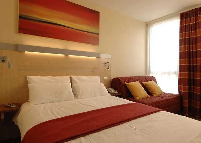 Hotel Express Saint-nazaire By Ihg